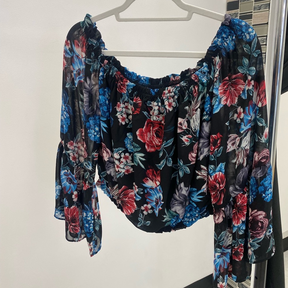 Flora Top, Bell Sleeves